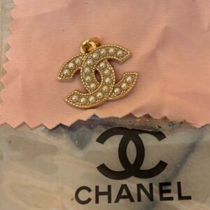 CHANEL Gold and Pearl CC Charm